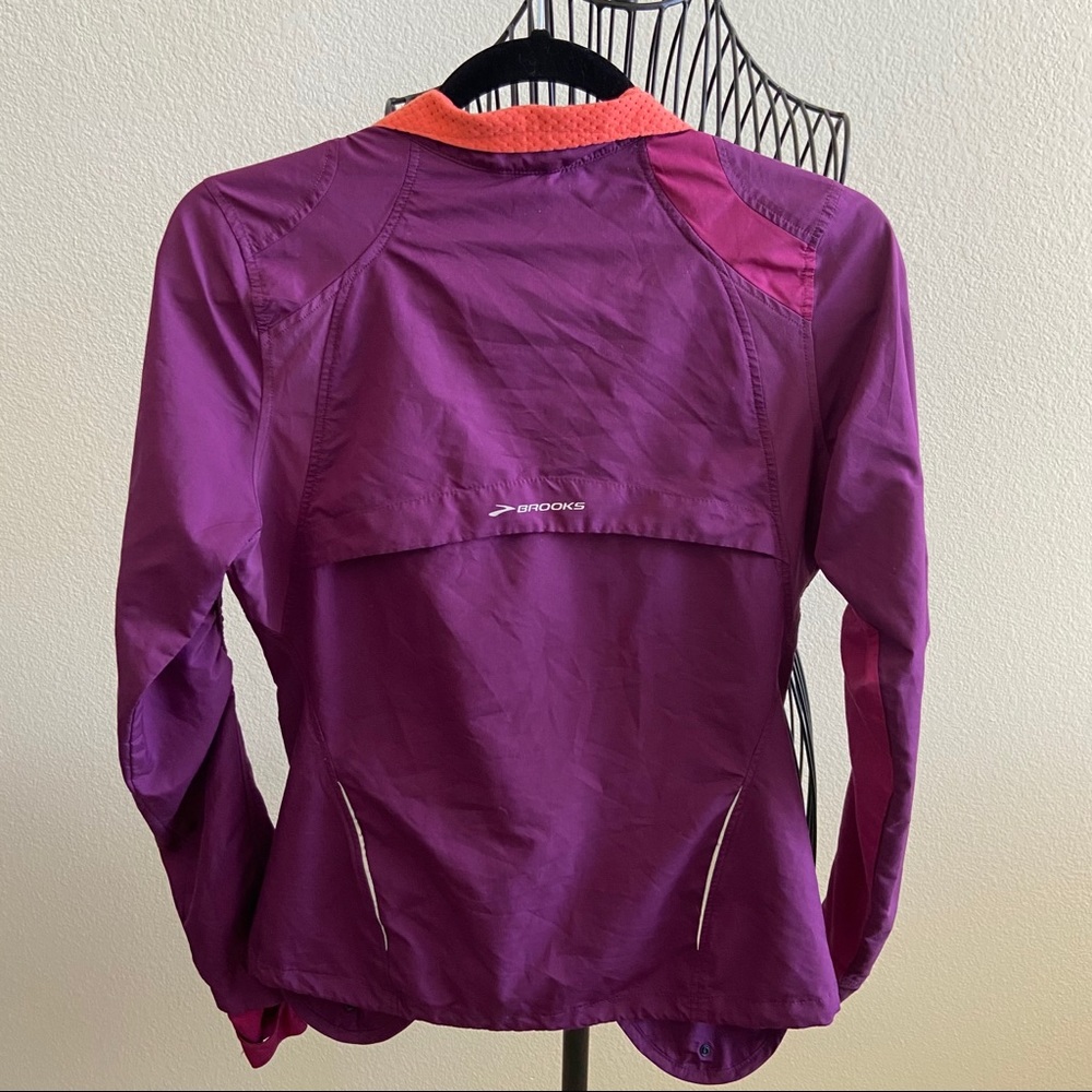 Waterproof jacket - Picture 5 of 5